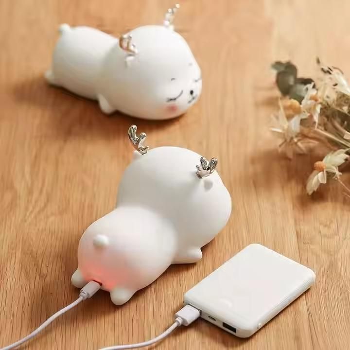 CUTE DEER NIGHT LAMP